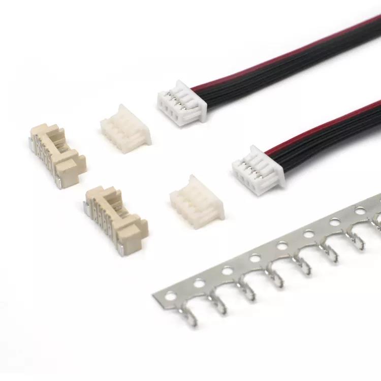 Connectors, socket connectors, terminals, ang pagkakaiba ba ng tatlo?