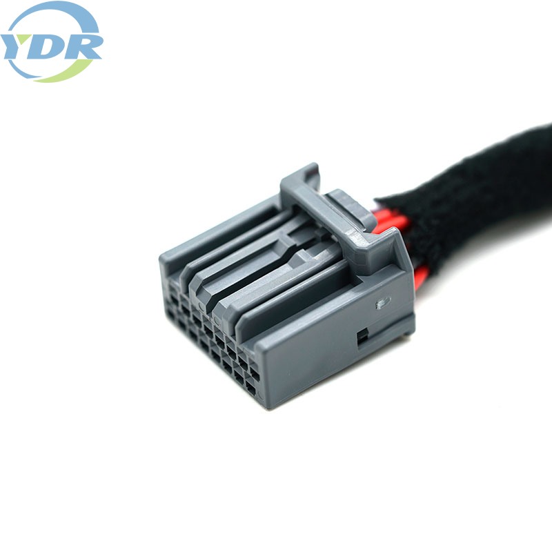 Ano ang pagkakaiba sa pagitan ng isang wire harness at isang pagpupulong ng cable?